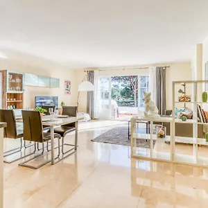 Apartment Life El Presidente Penthouse Pool View, Estepona