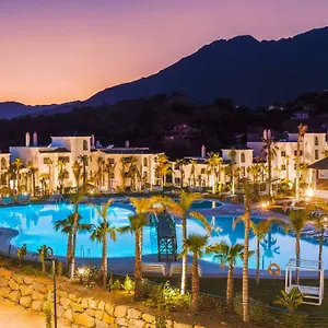 2* Apart-hotel Hills